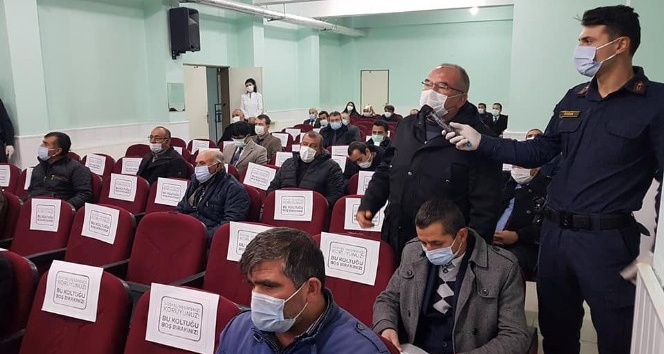 Vali Polat muhtarlarla bir araya geldi