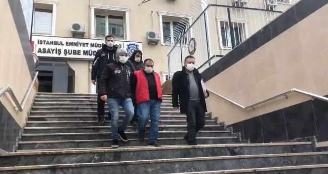 (Düzeltme) Şişli Polis Merkezi önündeki cinayetin zanlıları adliyeye sevk edildi