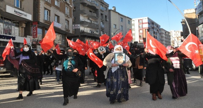 Şırnaklı annelerin evlat çığlığı 16’ncı haftasında