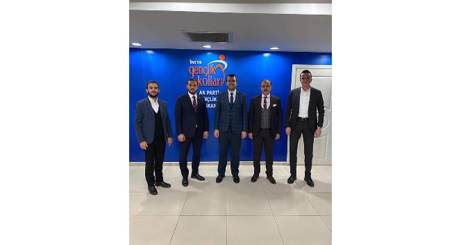 Ak Parti Osmangazi Gençlik Kolları’na taze kan