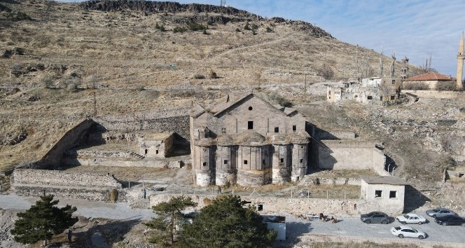 Tarihi Meryem Ana Kilisesi’nde restorasyon çalışmaları başladı