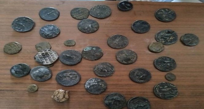 Kozaklı’da 34 adet sikke ele geçirildi