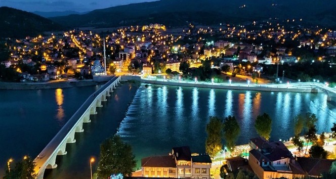 Tarihi Koyunbaba Köprüsü’ne aydınlatma projesi