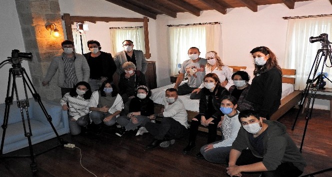 Alaçatı’da çekilen klip ile gönüllere dokunacak