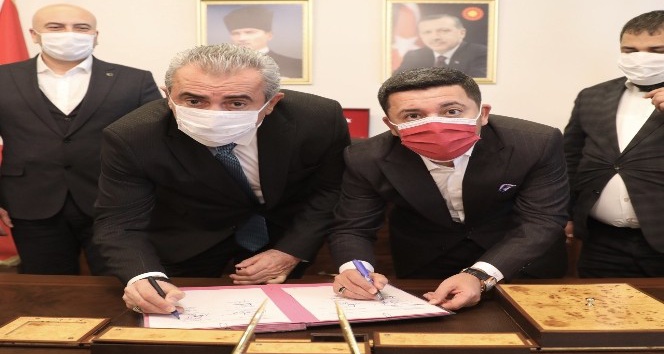 Nevşehir Belediyesinde toplu iş sözleşmesi için imzalar atıldı