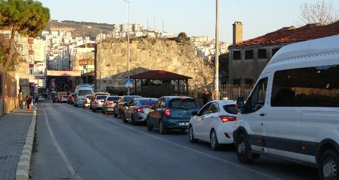Sinop’ta trafikte yılbaşı yoğunluğu
