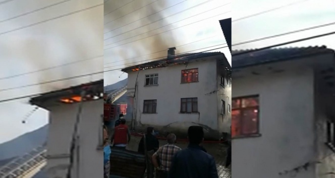 Ev yangınında mutfak tüpü bomba gibi patladı