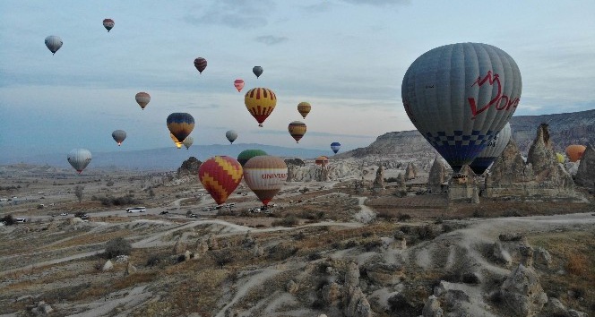 Kapadokya’da balon turları iptal edildi