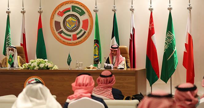 Suudi Arabistan Dışişleri Bakanı Al Suud: &#039;Katar ile diplomatik ilişkiler yeniden başladı&#039;