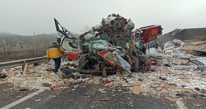 Yozgat’ta trafik kazası: 3 ölü