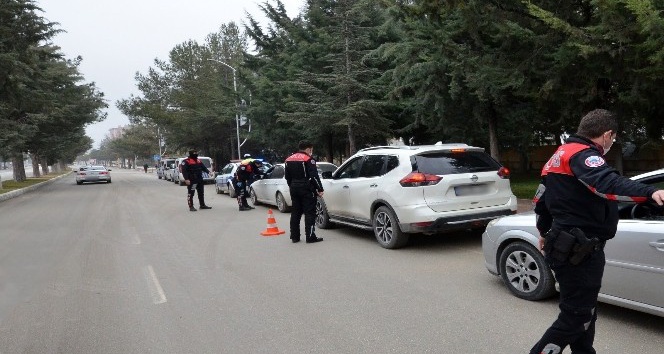 Burdur’da 1 haftada 605 araç sürücüsüne ceza