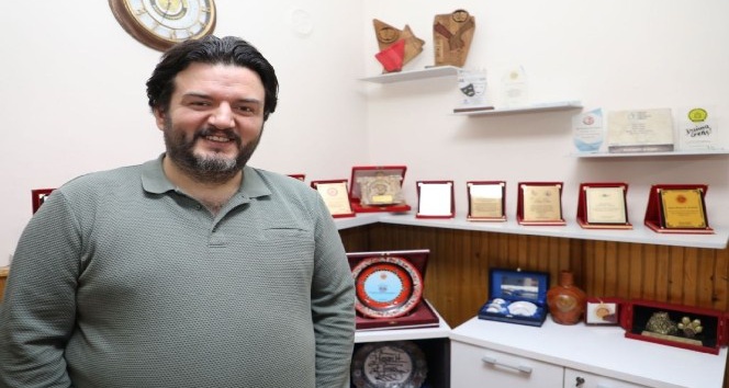 Şehir tiyatrosu oyuncularının büyük başarısı