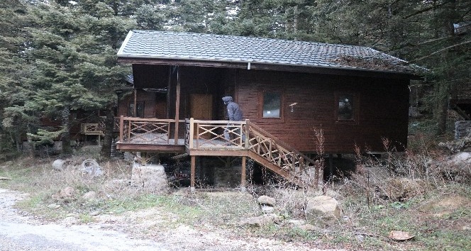 Gölcük Tabiat Parkı’nda 25 bungalov ev 3 yıldır atıl halde bekliyor