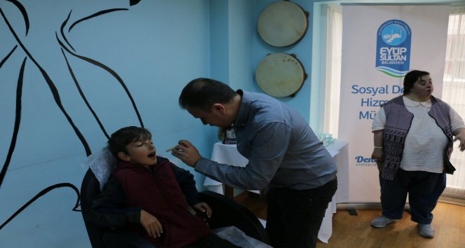 Eyüpsultan Belediyesi 2020 yılında 26 bin erzak kolisi dağıttı