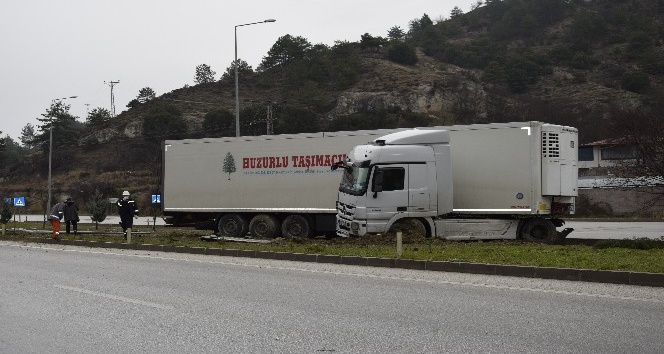Burdur’da trafik kazası ucuz atlatıldı