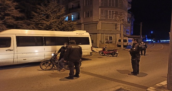Şuhut’ta polis 56 saatlik kısıtlamada  göz açtırmadı
