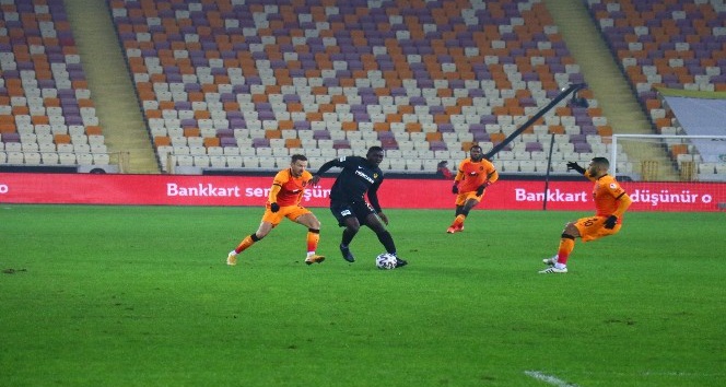 Ziraat Türkiye Kupası: Yeni Malatyaspor: 0 - Galatasaray: 0 (Maç devam ediyor)
