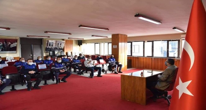 Başkan Öz, zabıta personelleriyle olağan toplantısını gerçekleştirdi