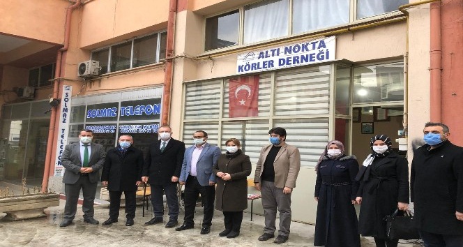 Kütahya AK Parti heyetinden Altı Nokta Körler Derneği’ne ziyaret