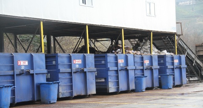 Rize’de günlük 50 ton çöp ekonomiye kazandırılıyor