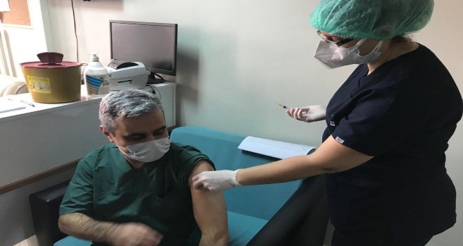 Bilecik’te Korona virüs aşısı yapılmaya başladı