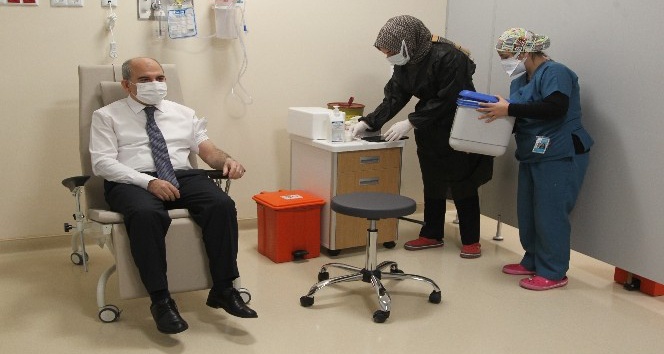 Konya’da korona virüs aşısı yapılmaya başlandı