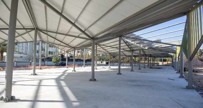 Büyükşehir Belediyesi, Yenişehir’e yeni semt pazarı yapıyor