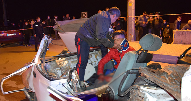 Antalya&#039;da feci kaza: 3 ölü, 4 yaralı