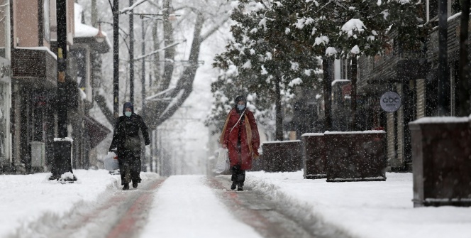 Bursa’nın tarihi yerleri karlar altında kaldı