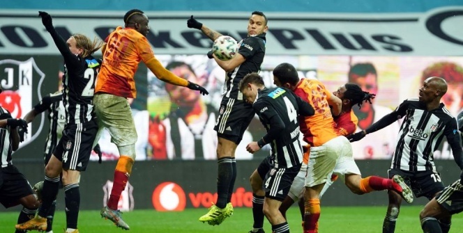 Beşiktaş Galatasaray maçından kareler...  Beşiktaş 2 - 0 Galatasaray