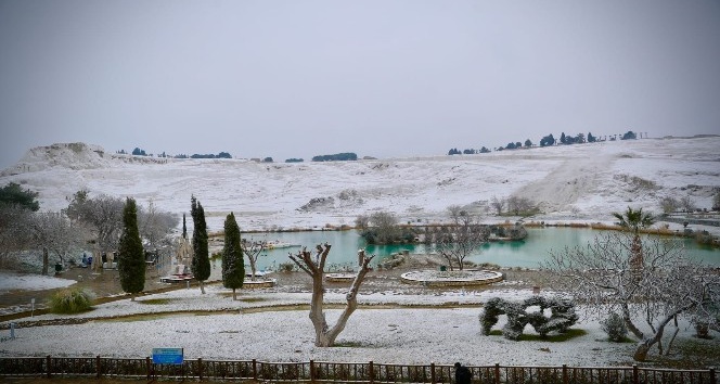 Pamukkale Belediyesi kar mesaisinde