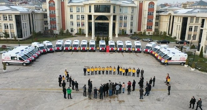Kocaeli’de sağlık hizmetlerine 30 yeni ambulans desteği