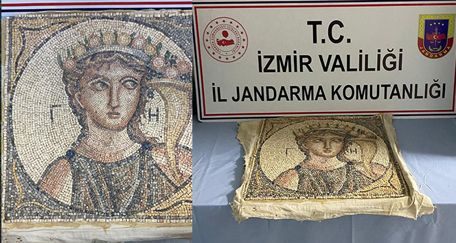İzmir&#039;de Roma dönemine ait olduğu değerlendirilen 2 bin yıllık mozaik ele geçirildi