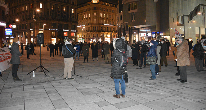 Viyana&#039;da terörle mücadele yasa tasarısı protesto edildi