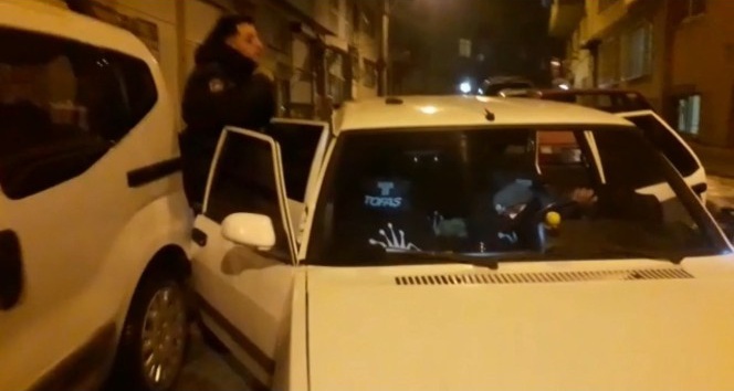 Bursa’da polis kovalamacası sonucu yakalandılar