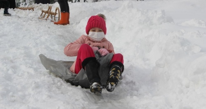Çocukları kardan uzak tutmayın