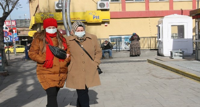 Soğuk hava Afyonkarahisar’da hayatı olumsuz etkiliyor