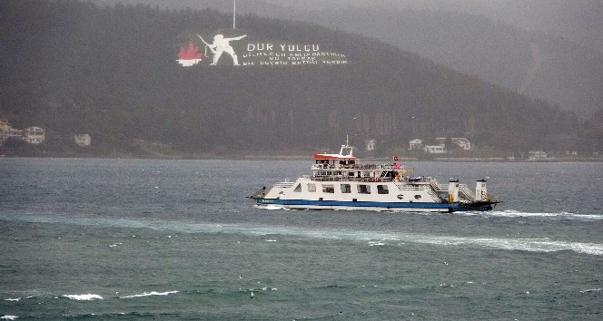 Çanakkale’de, Gelibolu-Lapseki feribot seferlerine fırtına engeli