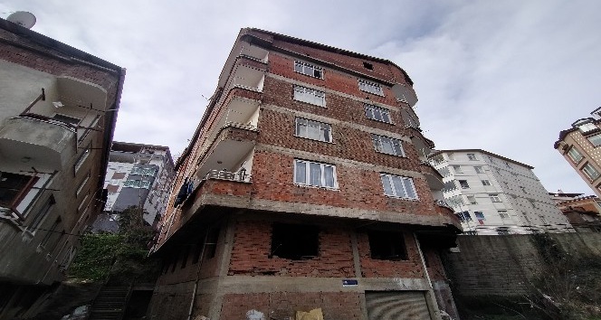 Bu binada 3 günde 8 kere yangın çıktı