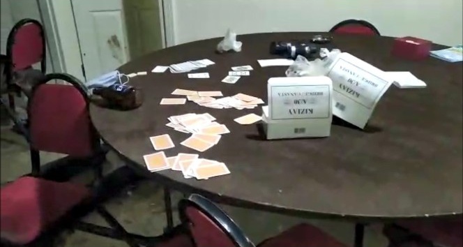 Kumar oynarken yakalanan 14 kişiye ceza 91 bin 280 lira ceza uygulandı