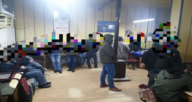 Ordu’da kumar oynayan 30 kişiye 103 bin lira para cezası