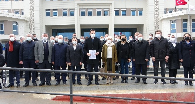 AK Parti Çanakkale İl Başkanı Makas mazbatasını aldı