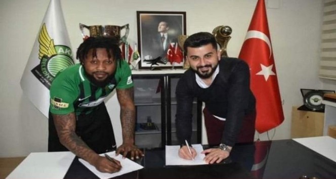 Akhisarspor’da üç transfer daha
