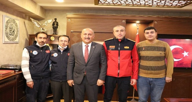 Başkan Türkyılmaz başarılı personelleri ödüllendirdi