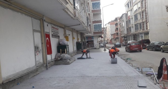 Fatsa’nın kaldırımları yenileniyor