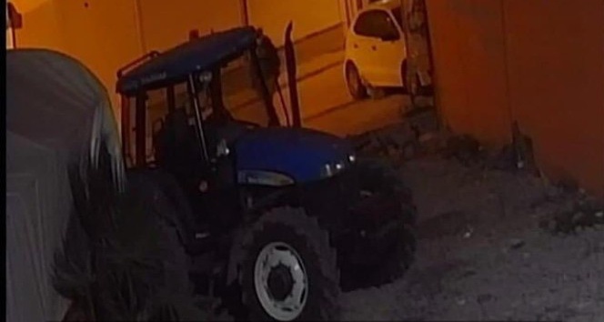 Mardin’de evin önündeki traktörü çaldılar