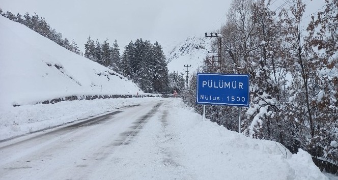 Kar nedeniyle kapatılan Tunceli-Erzincan karayolu tüm araç geçişlerine açıldı