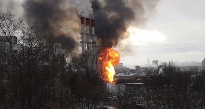Rusya&#039;da sanayi sitesinde büyük yangın