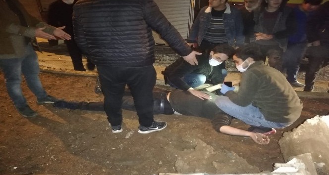 Mardin’de virajı alamayan araç devrildi: 1’i ağır 3 yaralı