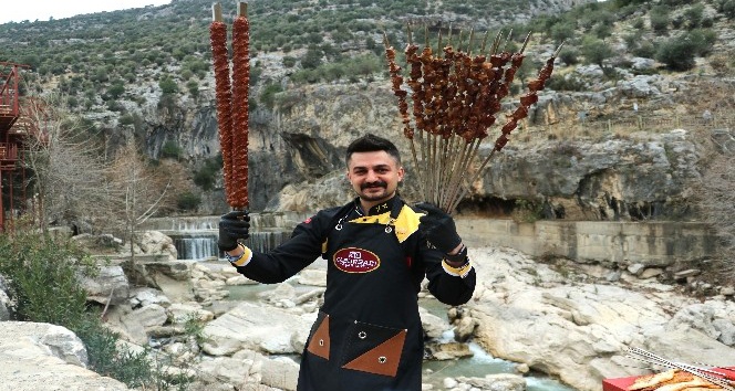 Adana Kebabına turistik mekanlarda tanıtım